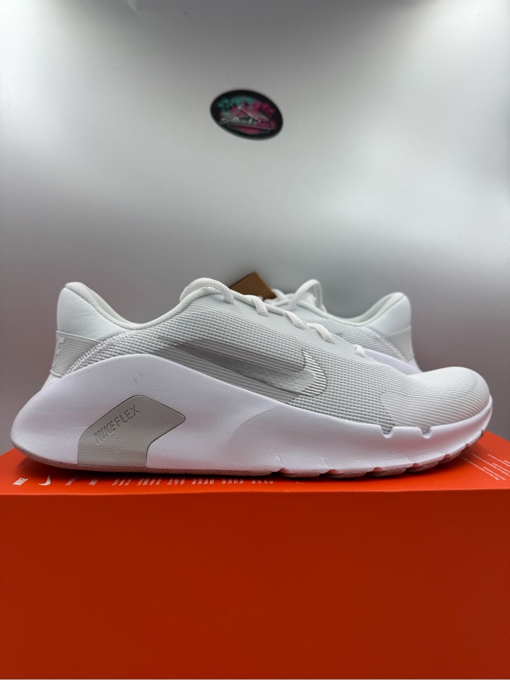 Nike Flex Train White Metallic Silver BRAND NEW Size 11 Women